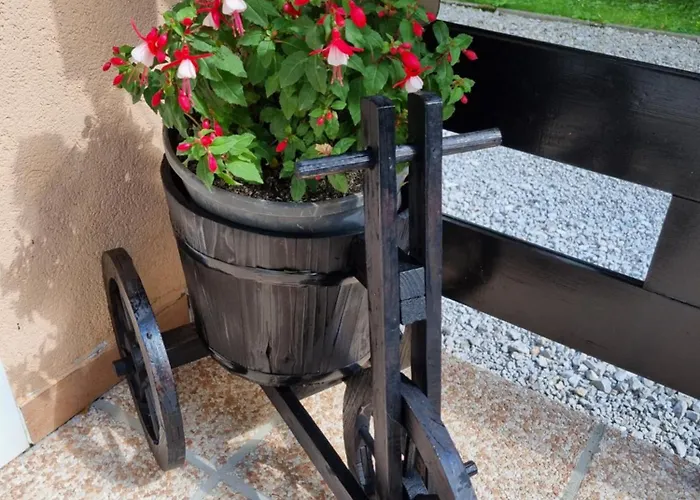 木屋 Charming Mountain Hut Kazic *