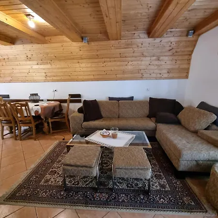 木屋 Charming Mountain Hut Kazic